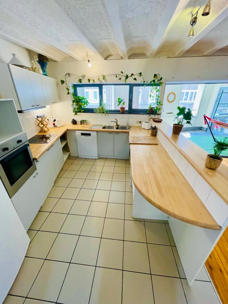 Down Town Oasis-Spacious Loft With Private Parking Brussels Luaran gambar